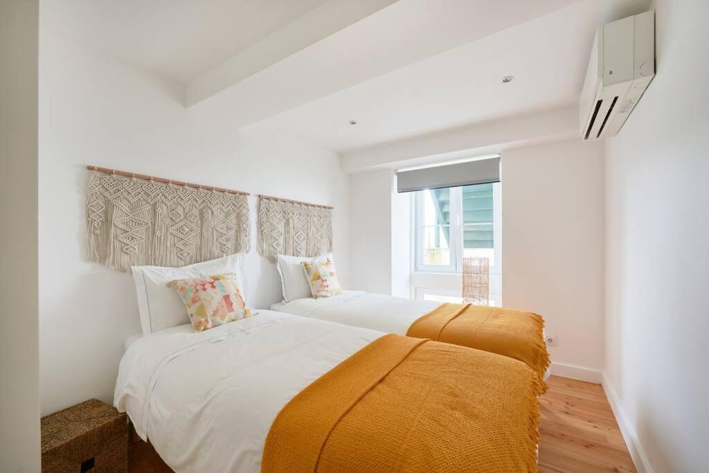 Charming Duplex With Private Terrace And Parking Appartement Lisboa